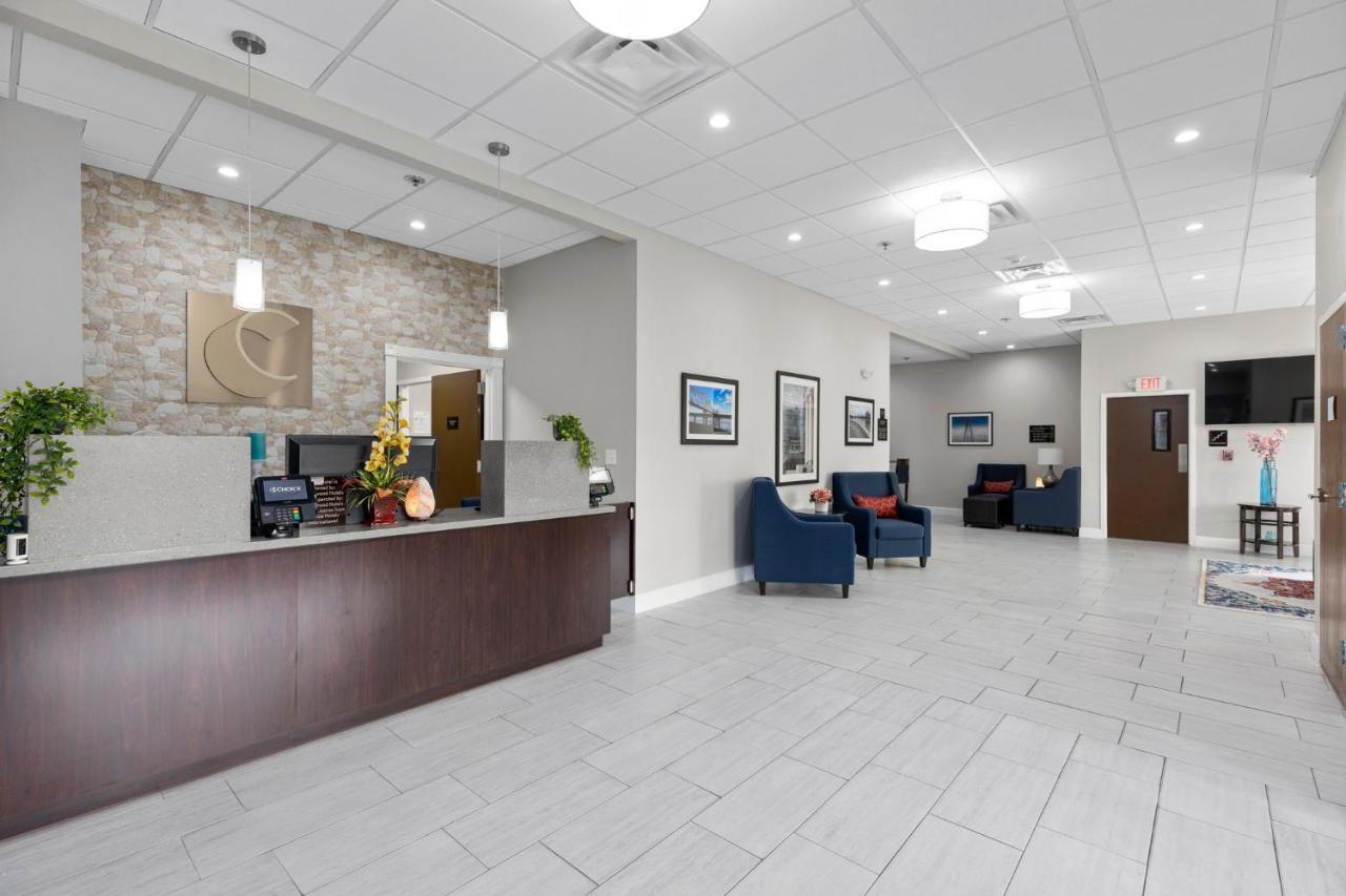 Comfort Inn & Suites St Louis-Hazelwood Εξωτερικό φωτογραφία