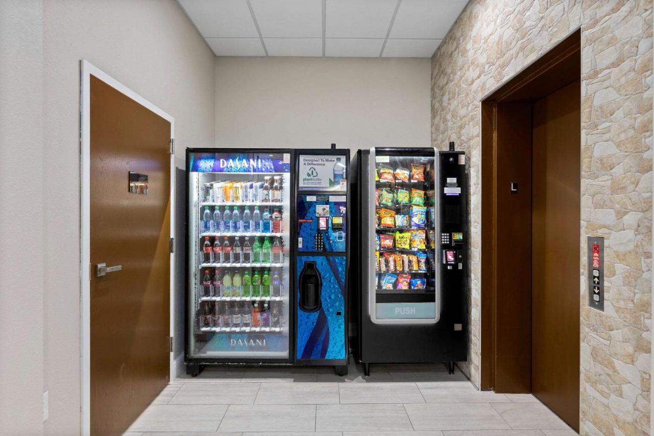 Comfort Inn & Suites St Louis-Hazelwood Εξωτερικό φωτογραφία
