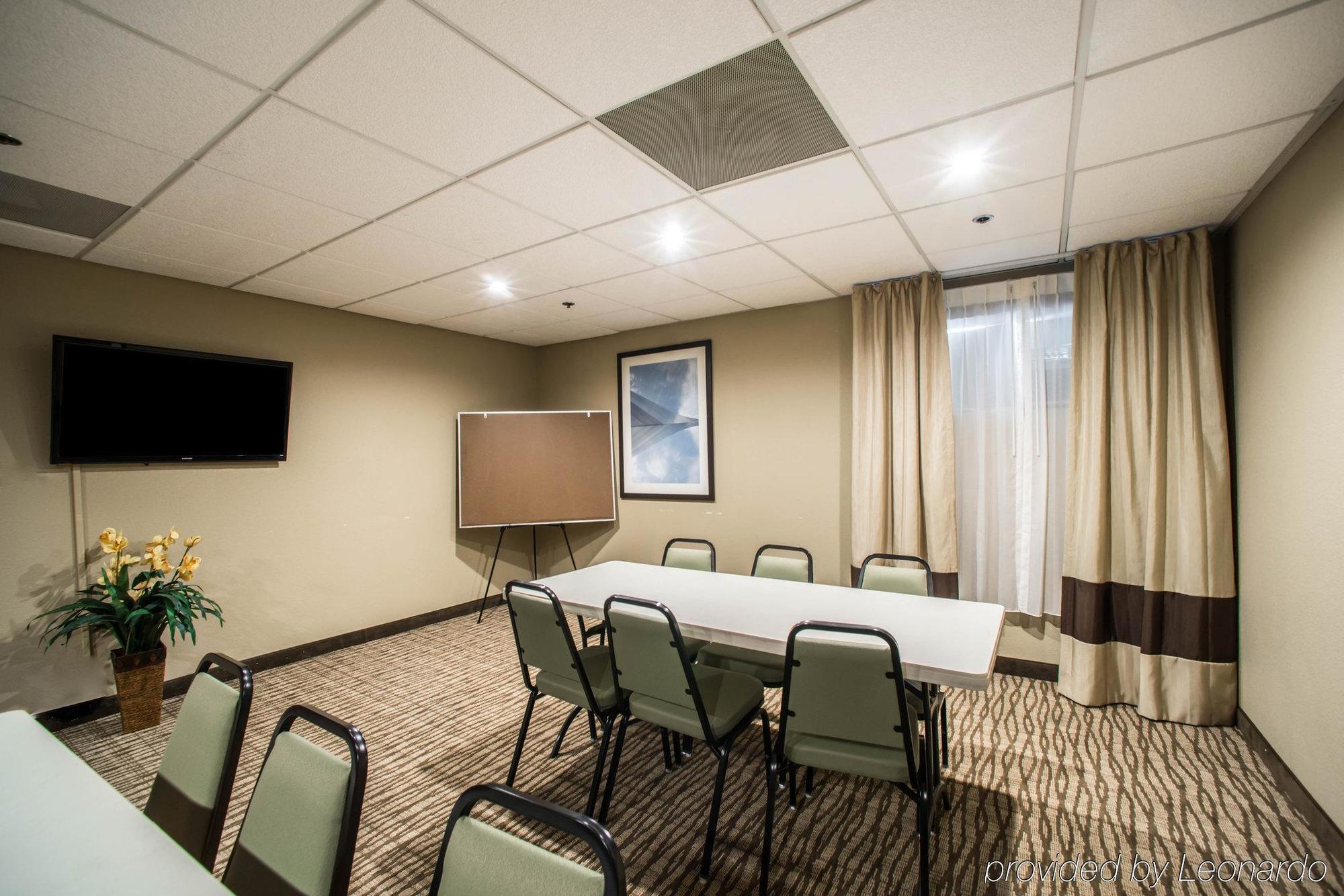 Comfort Inn & Suites St Louis-Hazelwood Εξωτερικό φωτογραφία